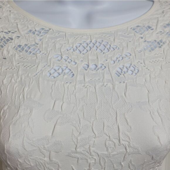 🎄5/$25🎄NWT- NOPHAT Top  - Picture 2 of 8